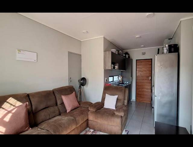 3 BEDROOM HOUSE FOR SALE IN ALBERTSDAL